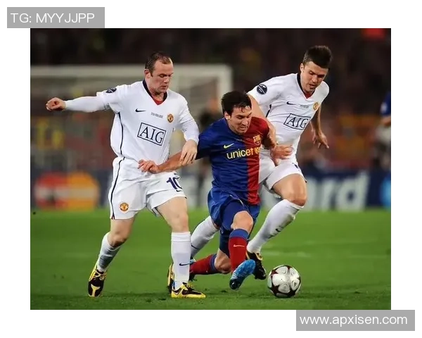 昔日足球巨星长发飘逸的风采与时代变迁的对比分析